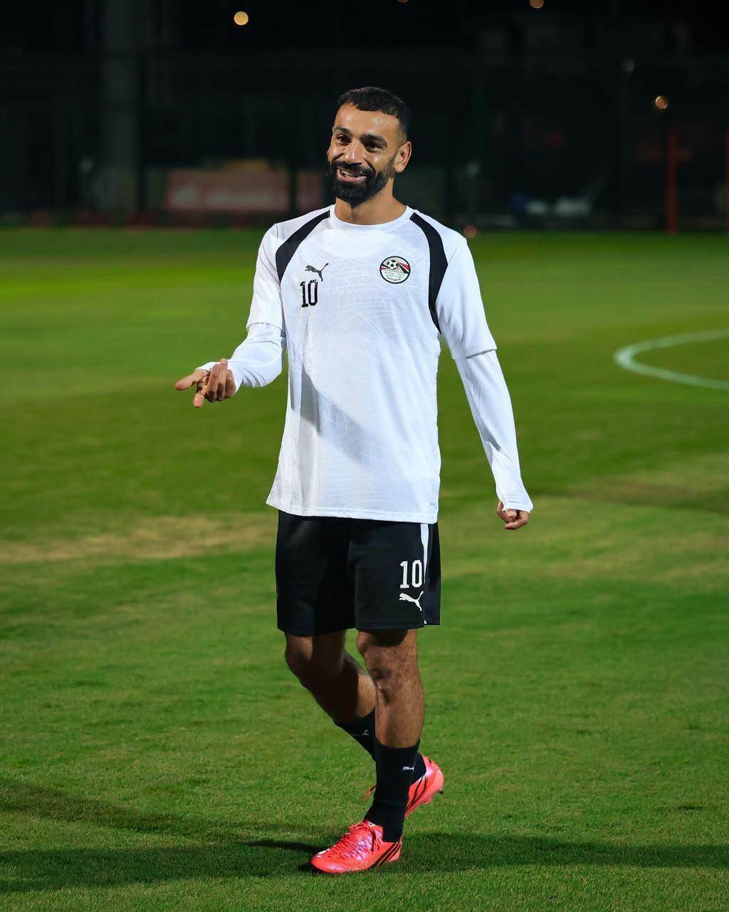 منتخب مصر استعدادا لانجولا